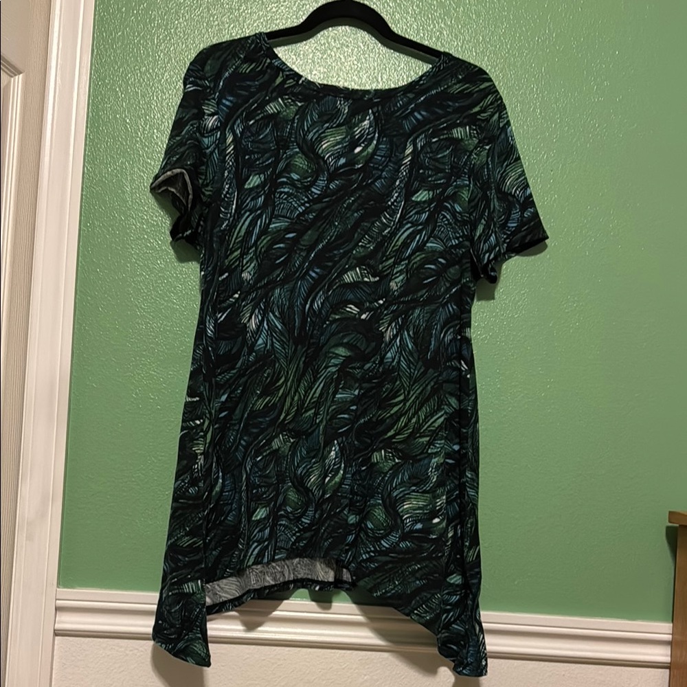 Chic Green and Blue Patterned Top
